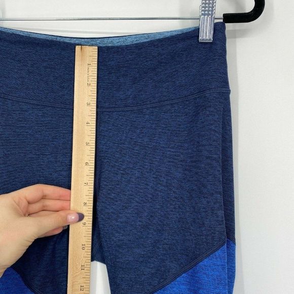 Outdoor Voices Springs 7/8 Tri-Color Leggings Size Small Stretch Cropped Workout - Picture 9 of 10